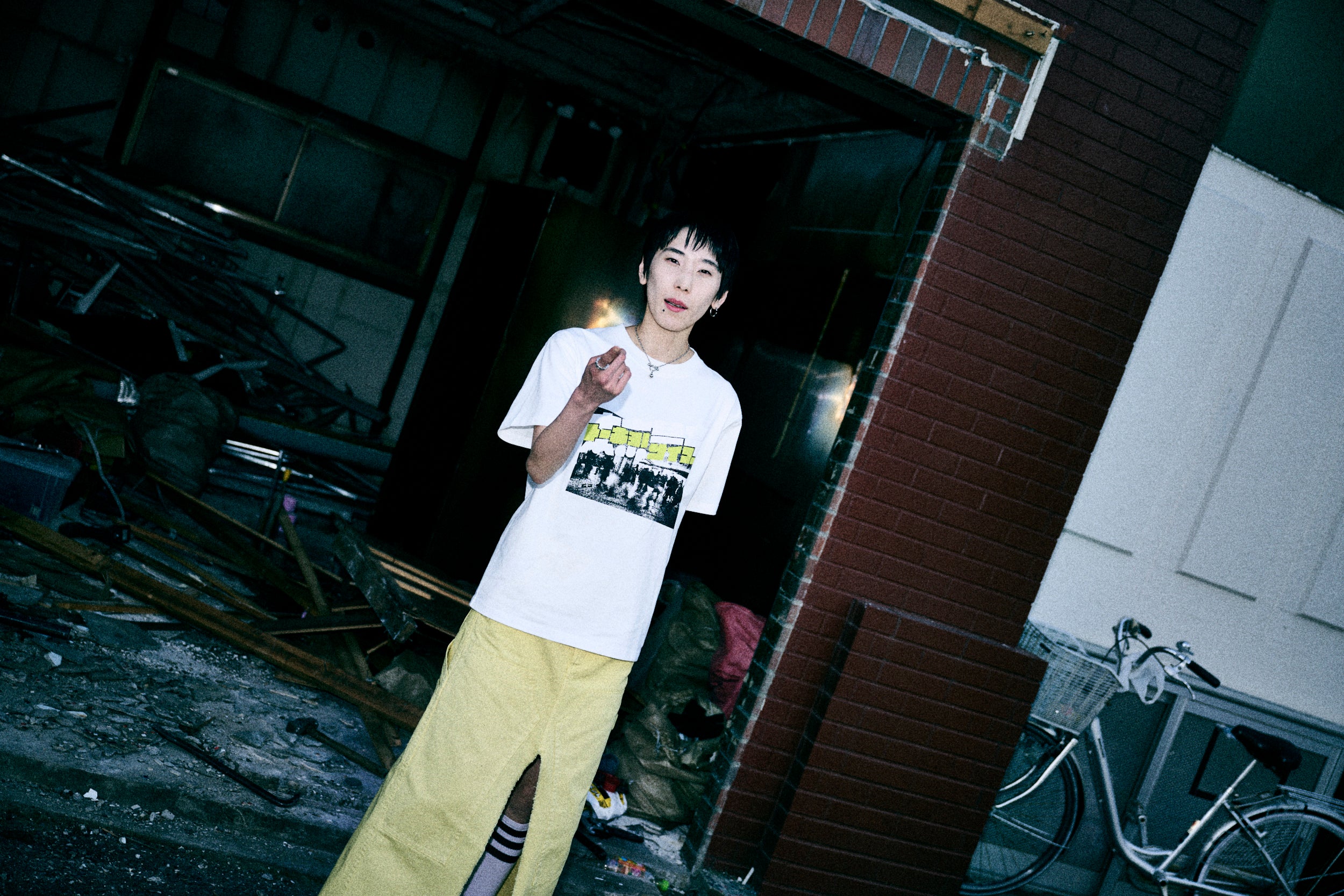 HEYCOLA / ヘイコラ Tシャツ トーキョーサイコー イエロー・グリーン