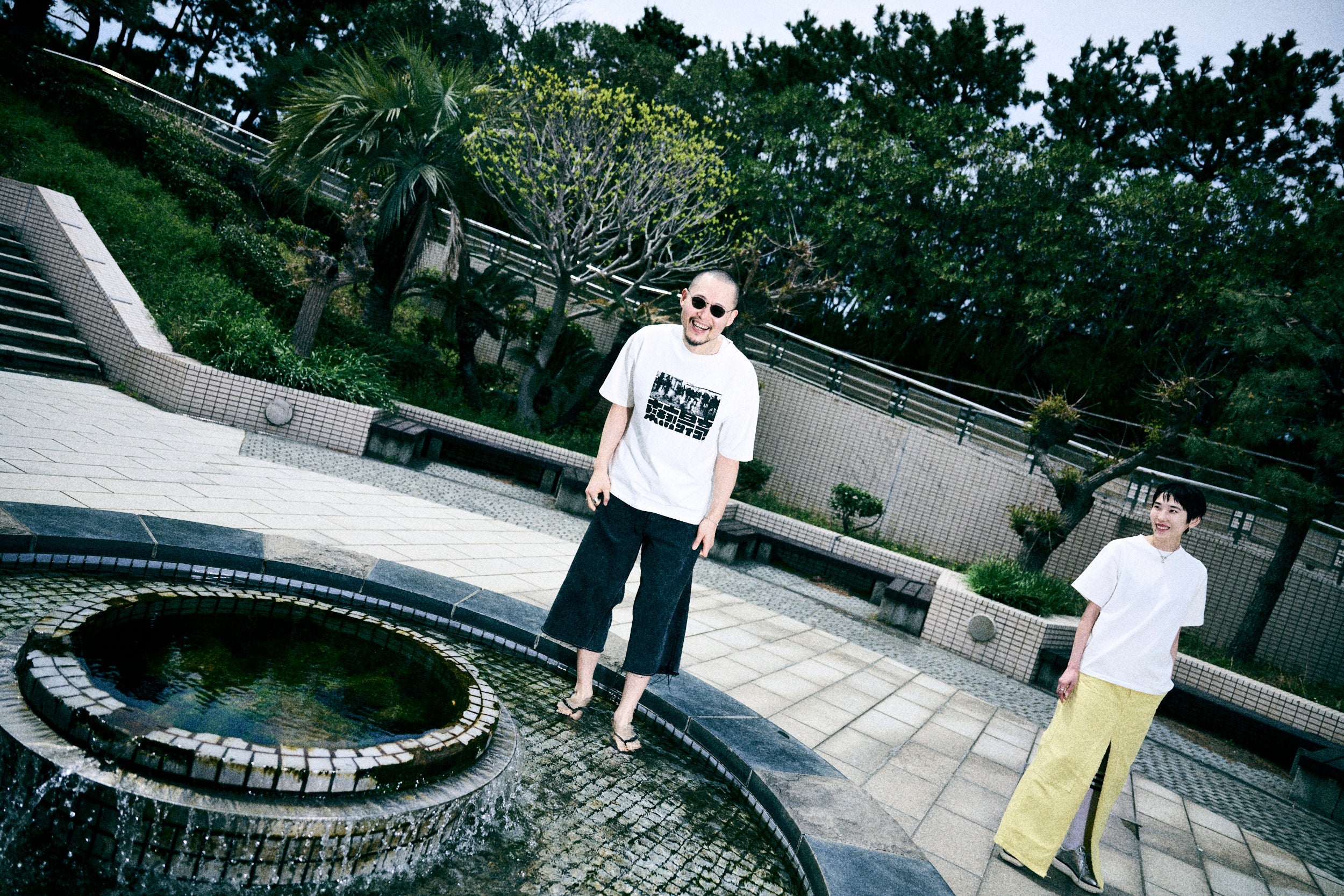 HEYCOLA / ヘイコラ Tシャツ トーキョーサイコー ブラック